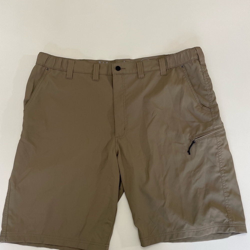 Wrangler Tan Flat Front Quick Dry Cargo Shorts Mens 44 Gorpcore Outdoor Golf